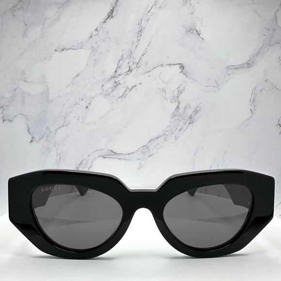 New Gucci Sunglasses Black Cat Eye Gold GG Logo Womens main image 15
